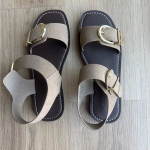 Universal Thread Mira Double Gold buckle tan vegan flat Sandals Women Size 8 New